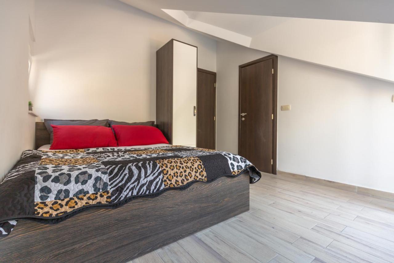 Ferdo 2 Apartment มาคาร์สกา ภายนอก รูปภาพ